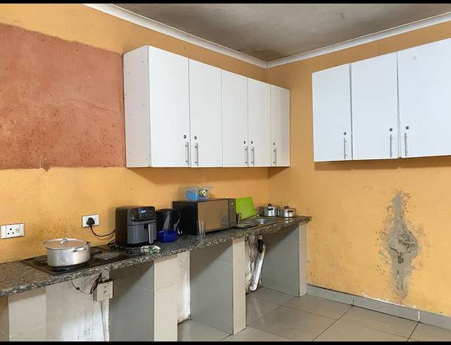 0.5 BEDROOM ROOM TO LET IN MUSGRAVE